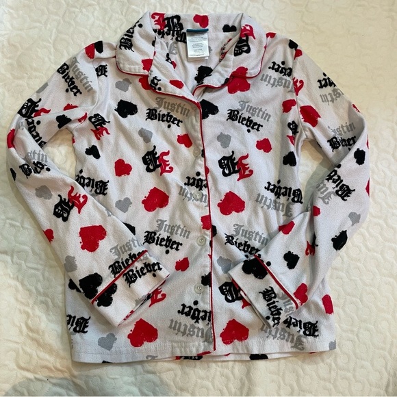 Y2K Rare Justin Bieber Girls Pajama Top Only Medium 8/10 Button Up - Picture 1 of 6